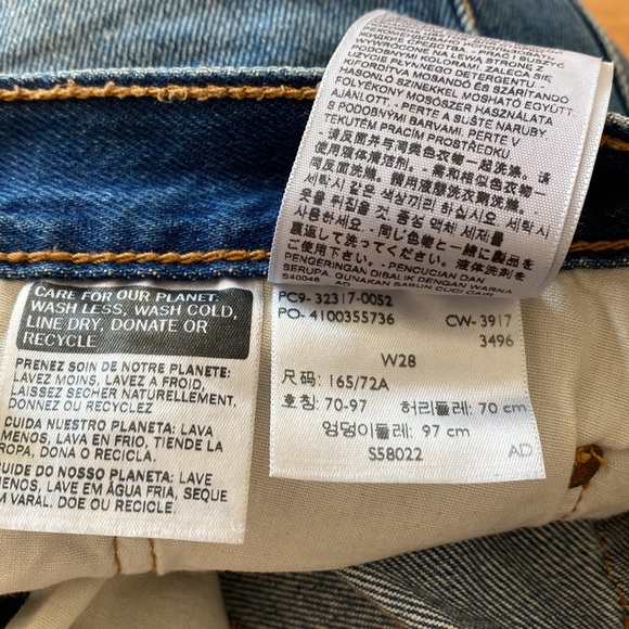Levi’s Cutoff Jean Short 501 Buttonfly - Picture 5 of 5